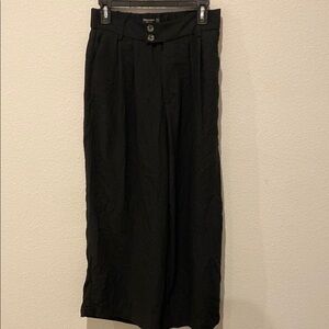 Women’s Black Wide-Leg Pants
